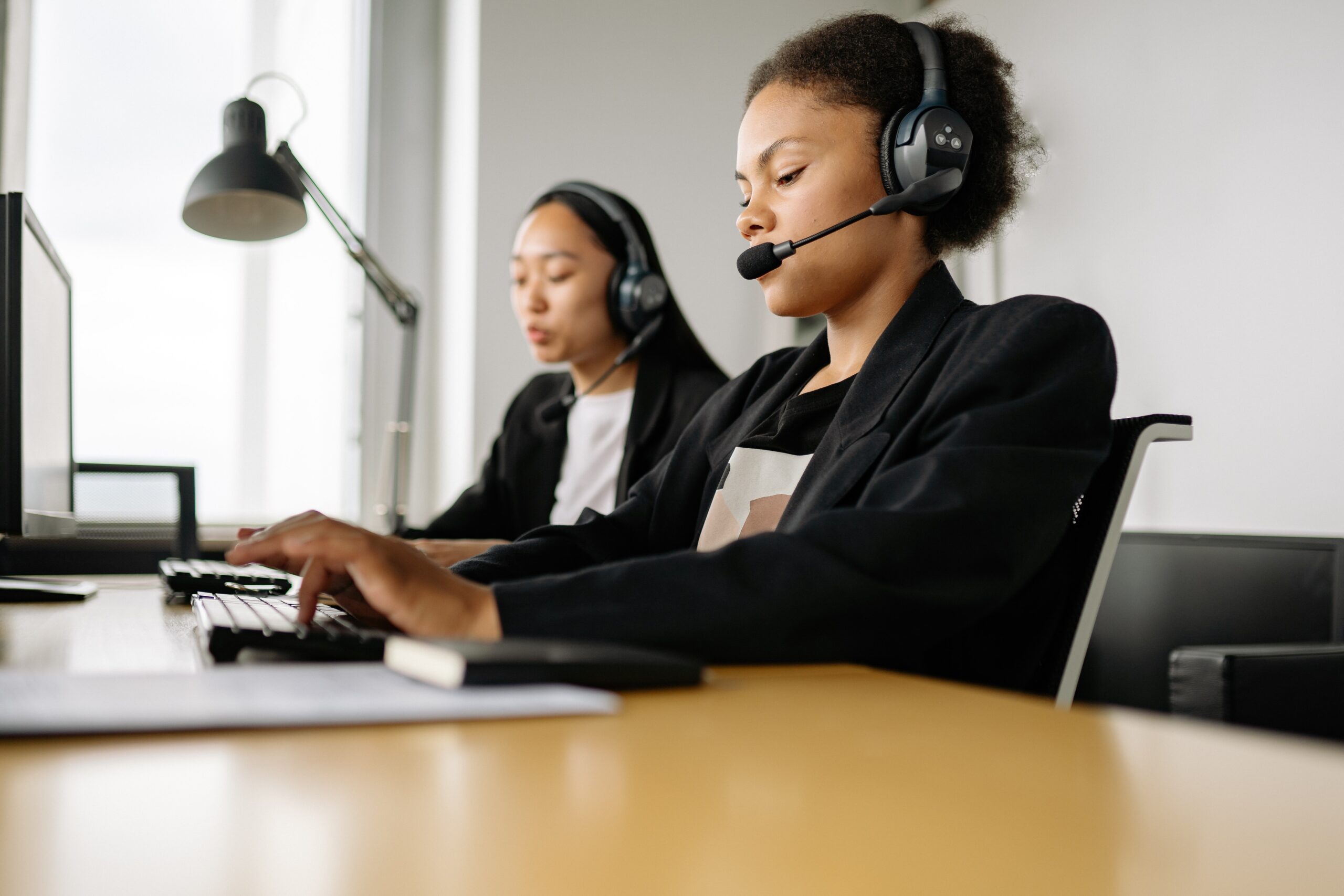 Top 7 Benefits of Virtual Receptionist Services